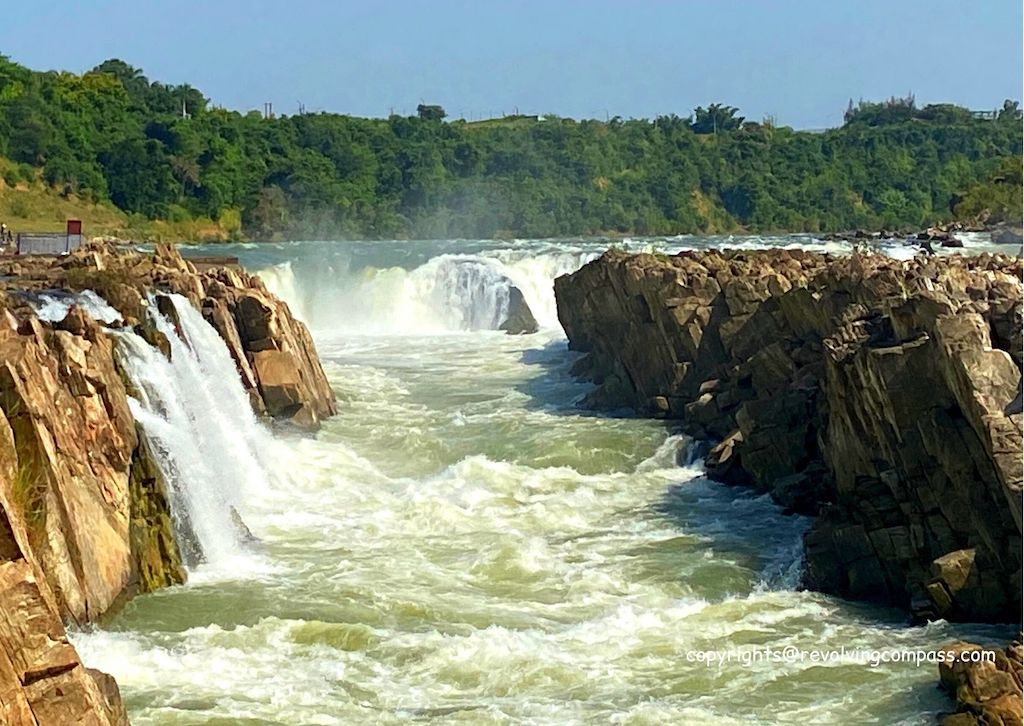 Marble Rocks at Bhedaghat Jabalpur, white marble cliffs on Narmada River in Madhya Pradesh